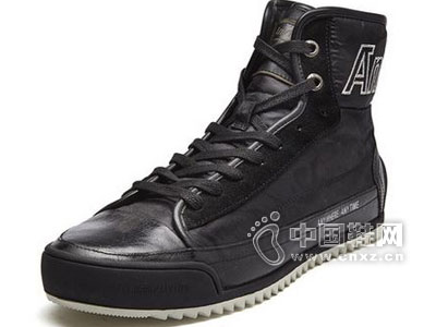 �����ֿ������˶�Ь2016�¿��Ʒ