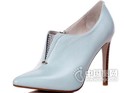 �ݲ�ʫ2016�¿�ŮЬ��Ʒ