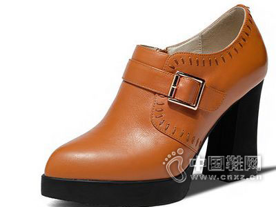 �ݲ�ʫ2016�¿�ŮЬ��Ʒ