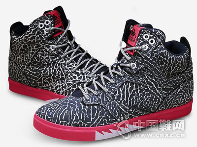 �������˶�Ь2016�¿��Ʒ