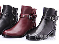 ��˼ʱ������ƤЬ�¿����У�