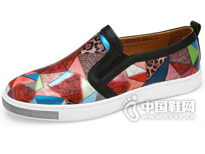 ŷ�ױ�����Ь2016�¿��Ʒ