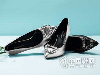 ����ɭŮЬ2016�¿��Ʒ