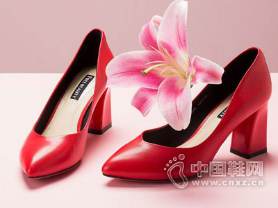 ����ɭŮЬ2016�¿��Ʒ