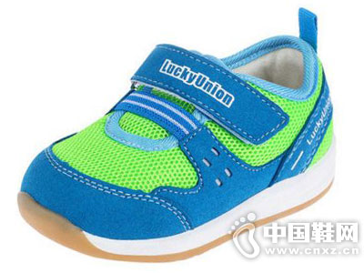 �ֿ�����ͯЬ2016�¿��Ʒ