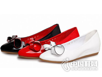 ŷ�ε���ŮЬ2016�¿��Ʒ