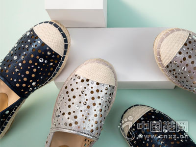 ��˼QŮЬ2016�¿��Ʒ