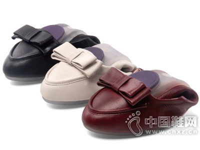 ��˹����ƤŮЬ2016�¿��Ʒ