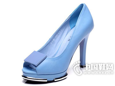 ����ŮЬ�¿��Ʒ