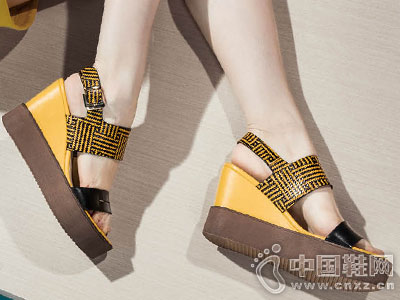 �ŵ�ŮЬ2016�¿��Ʒ