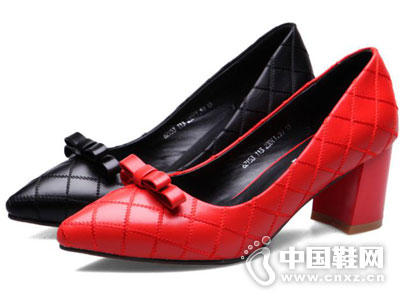 �ߵ�ŮЬ2016�¿��Ʒ