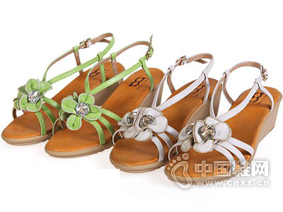 ����ŮЬ�¿��Ʒ