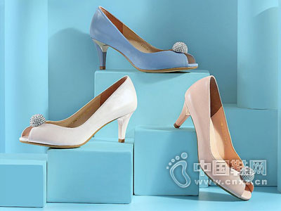 ��ɭʱ��ŮЬ�¿��Ʒ