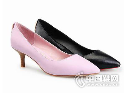 ʥ����ŮЬ2016�����¿��Ʒ