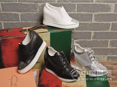 ʥ����ŮЬ2016�����¿��Ʒ