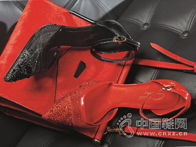 ʥ����ŮЬ2016�����¿��Ʒ