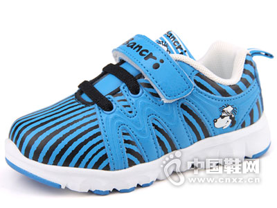 �����ͯ�˶�Ь�¿��Ʒ