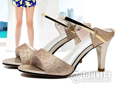 ��������ŮЬ�¿��Ʒ