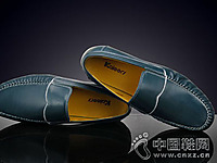 �ƶ�ʿ��Ь2016�¿��Ʒ