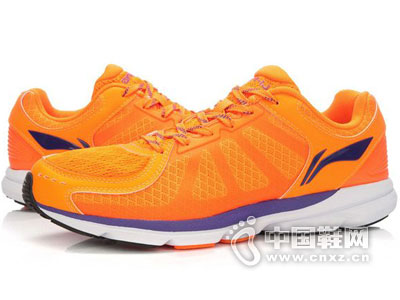 �����˶�Ь2016�¿��Ʒ