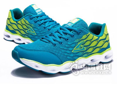 �ɽ���˶�Ь2016�¿��Ʒ