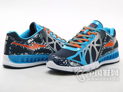 ���Ƕ����˶�Ь2016�¿���Ь