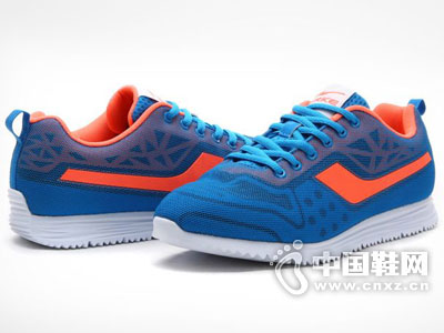 ���Ƕ����˶�Ь2016�¿���Ь