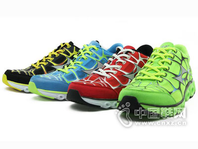 ����˹�˶�Ь2016�¿���Ь