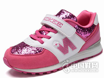 ����ͯЬ2016�¿��˶�Ь