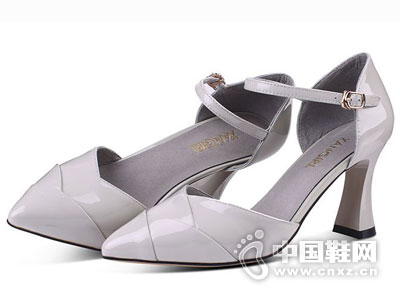 ����ŮЬ2016�¿��п���Ь