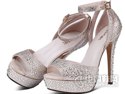 ����ŮЬ2016�¿���Ь