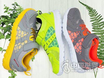 361��ͯЬ2016�¿��˶�Ь