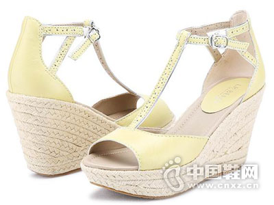 �����ͷ�ʱ��ŮЬ2016��Ь��Ʒ 