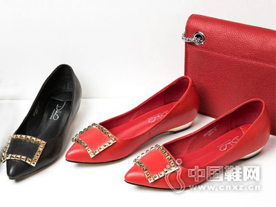 �϶�ʱ��ŮЬ2016��Ь�¿�