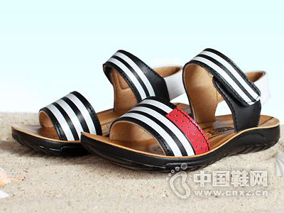 ���к캢��ͯЬ2016��Ь�¿��Ʒ