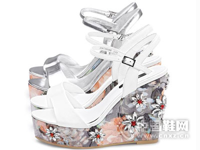 ���׸�ŮЬ2016��Ь�¿�