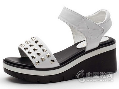 �ܺ�2016�ļ��¿����к������ƴɫ�߸�Ů��Ь