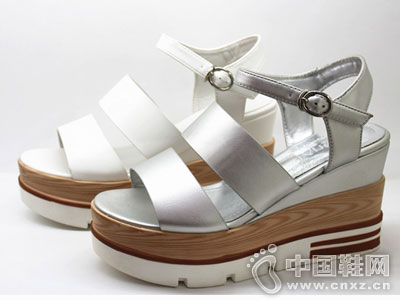 ��һʱ��ŮЬ2016�¿��¸���Ь