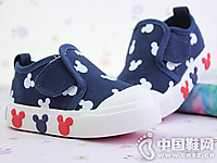 һ��ͯ����Ь�¿��Ʒ