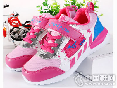 ̰��è2016�¿��˶���Ь