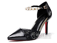 �¹�˹���߸�Ь��Լ��ͷϸ��ŮЬ