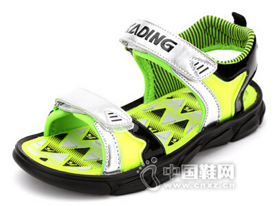 ����ͯЬ2016ɳ̲Ьħ������Ь