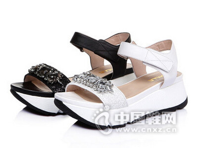 ����2016�ļ��˶���Ů��Ь���ħ����ƽ����Ь