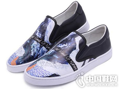 ���˻�������Ь2016�¿��Ʒ