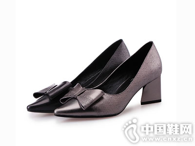 ʥ����ŮЬ2016�＾�¿��Ʒ