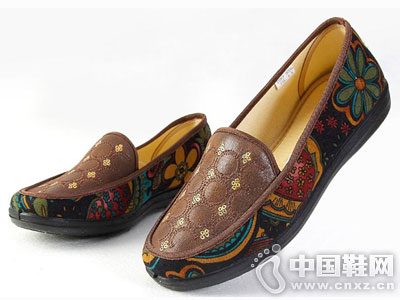 �Ƹ����ϱ�����Ь2016�¿��Ʒ