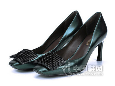 ���2016í���ο۷�ͷŮЬ