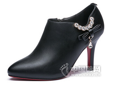 ������2016ˮ�괮��ͨ��ŮЬ