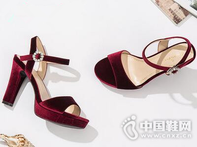 ׿ʫ��2017�ļ��߸�¶ֺ��Ь�۴�ˮ���������ŮЬ