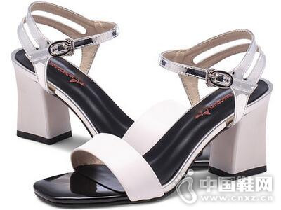 ������2017��Ƥ��Լ�дָ���Ьһ�ִ���ɫ��Ь